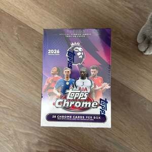 2025-26 Topps Chrome Premier League Soccer Blaster Box 28 Cards